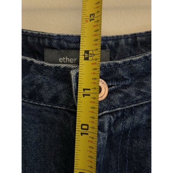Ether Jeans Size 28/6 Mom Cut Ankle Raw Hem Medium Wash High Rise - Picture 5 of 11